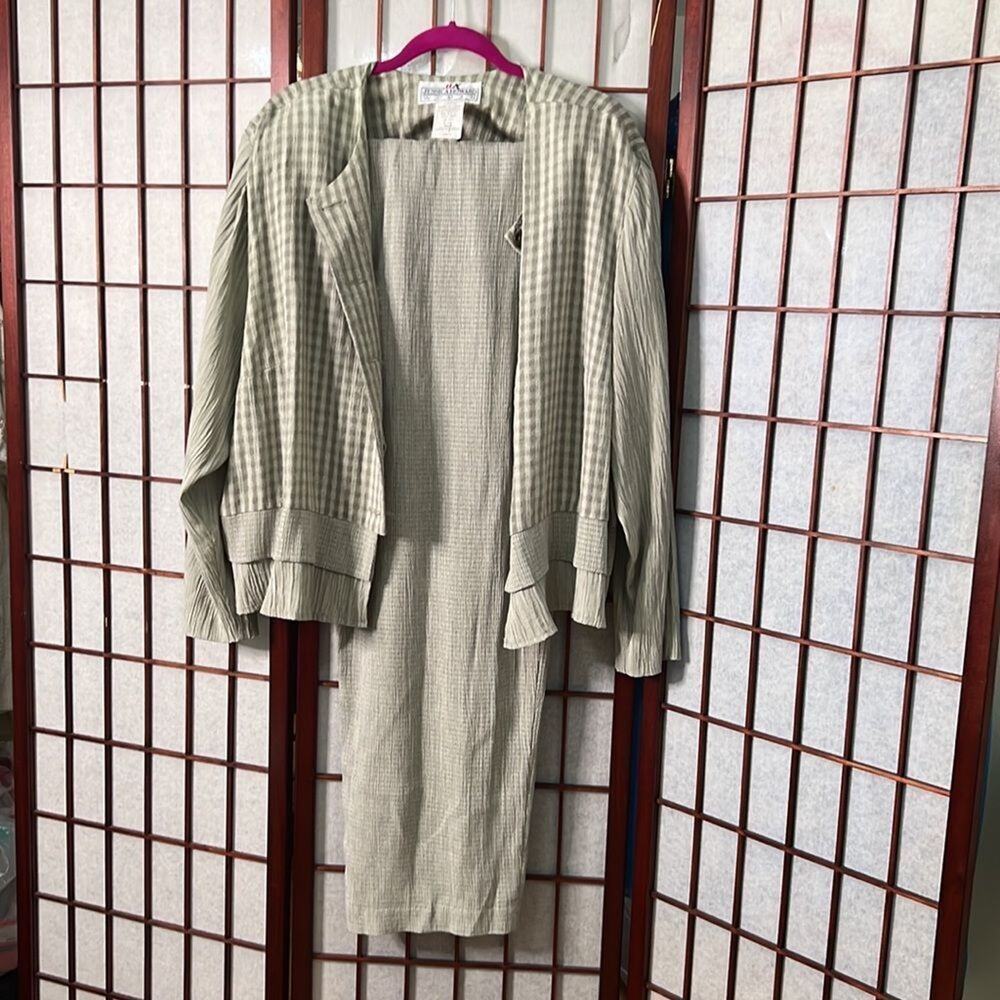 JESSICA HOWARD WOMAN 2 PIECE PANTS SIZE 24